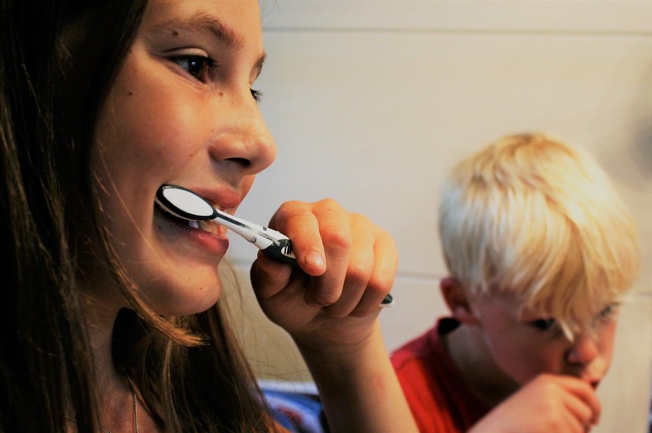 Jaka szczoteczka do zębów jest odpowiednia dla dzieci?